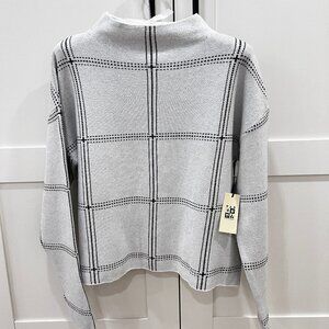 NWT Max Studio Mock Turtleneck Sweater
